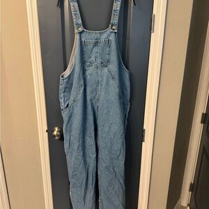 Oversized denim dungaree